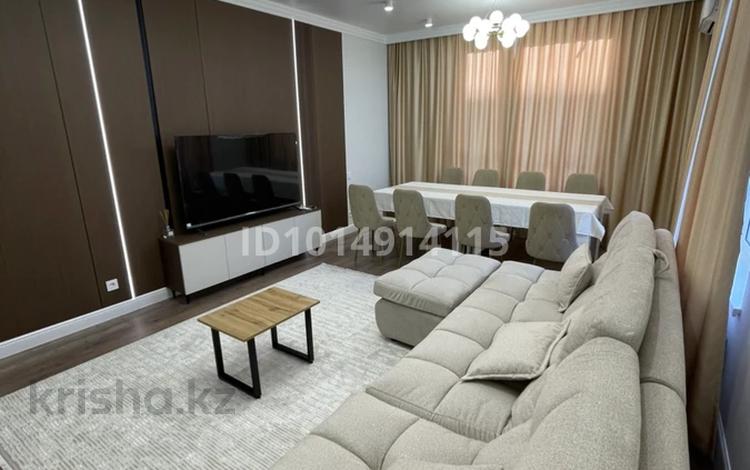 3-комнатная квартира · 110 м², Турар Рыскулов 9 за 780 000 ₸ в Астане, Есильский р-н — фото 2