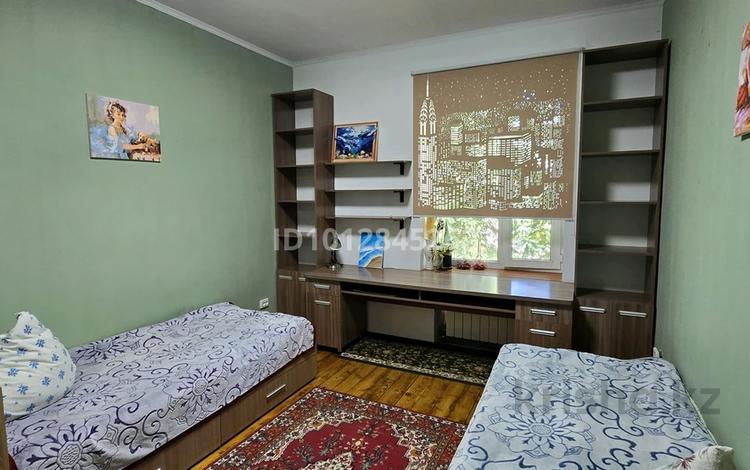 3-комнатная квартира · 80 м² · 2/2 этаж, Улбике акына — Рахимова за 320 000 ₸ в Таразе — фото 2