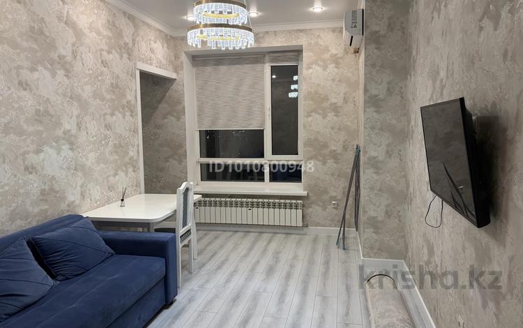 1-комнатная квартира · 42 м² · 8/9 этаж, Ильич Омаров 21 за 230 000 ₸ в Астане, Нура р-н — фото 2