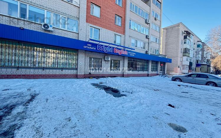 Магазины и бутики, медцентры и аптеки, образование · 350 м² за 80 млн ₸ в Актобе, мкр Жилгородок — фото 2