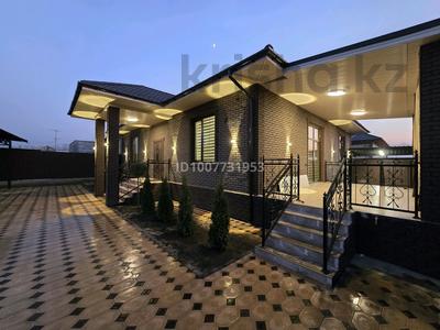 Отдельный дом · 5 комнат · 180 м² · 6 сот., Чукубасова за 80 млн 〒 в Туздыбастау (Калинино)
