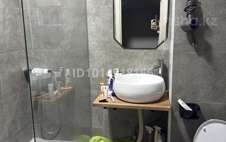 1 комната · 60 м² · 3/10 этаж, Варламова — Карасай батыра за 130 000 ₸ в Алматы, Алмалинский р-н — фото 2