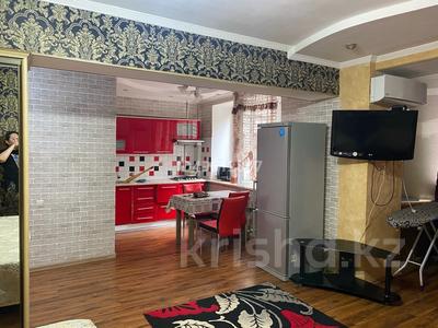 1-бөлмелі пәтер · 48 м² · 3/5 қабат, Райымбека — Желтоксана, бағасы: 2 000 〒 в Алматы, Алмалинский р-н