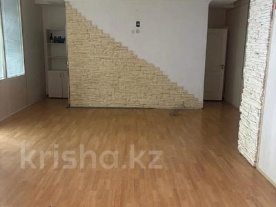 4-бөлмелі пәтер · 164 м² · 2/13 қабат, Достык 14, бағасы: 69 млн ₸ в Астане, Есильский р-н