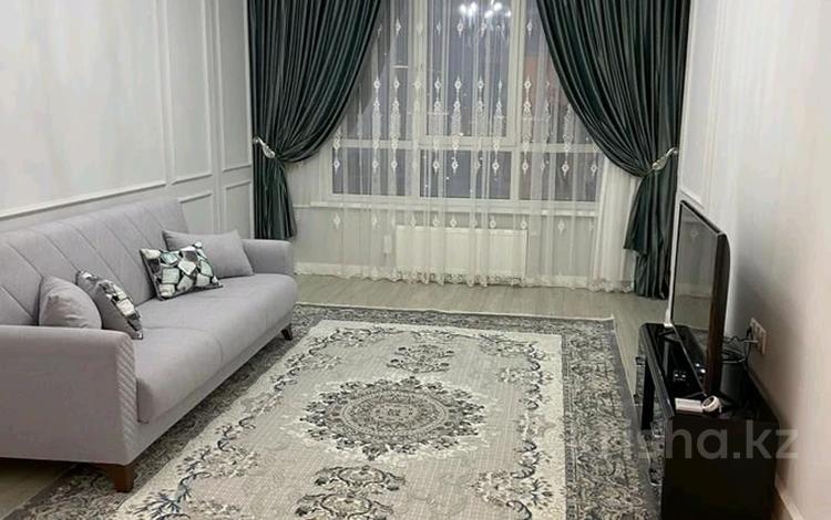 2-комнатная квартира, 72 м², 6/14 этаж помесячно, Назарбаева 14 за 400 000 〒 в Шымкенте — фото 2