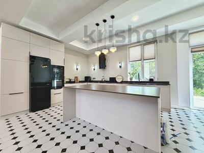 Отдельный дом · 4 комнаты · 160 м² · 17 сот., Байбулак 443,444 — Дом рядом с речкой с террасой за 1.5 млн ₸ в Алматинской обл., Талгарский р-н