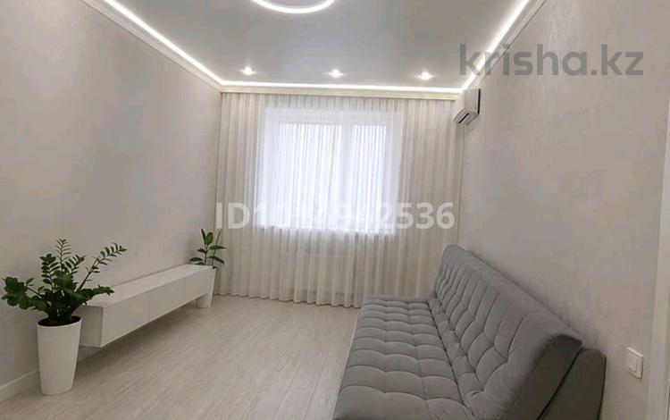 2-бөлмелі пәтер · 70 м² · 3/9 қабат, Толе би 12/2, бағасы: 45.8 млн ₸ в Астане — фото 2