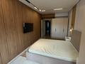 3-комнатная квартира · 85 м² · 10/17 этаж, Ауэзова 2/8 за 450 000 ₸ в Алматы, Алмалинский р-н — фото 2
