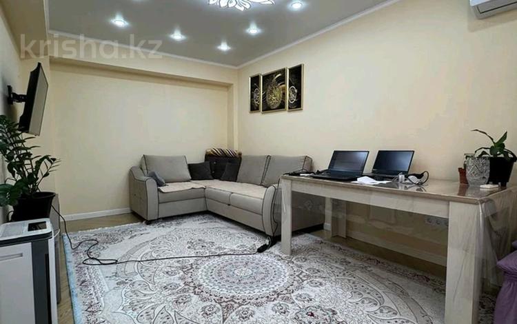 2-комнатная квартира · 61 м² · 4/10 этаж, Боткина за 45.5 млн ₸ в Алматы, Жетысуский р-н — фото 2