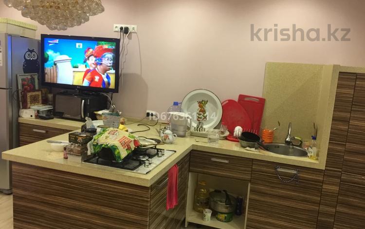 Отдельный дом · 8 комнат · 500 м² · 15 сот., Абылай хана 37 за 60 млн ₸ в Жибек Жолы — фото 2