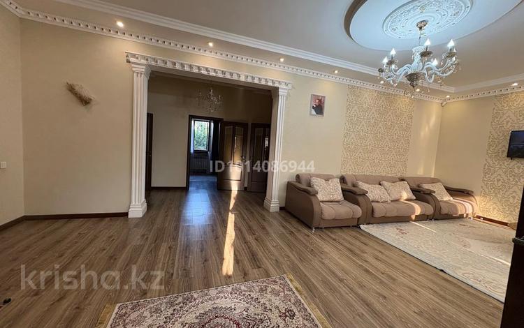 Отдельный дом · 4 комнаты · 150 м² · 6.5 сот., Бурабай 24а за 55 млн ₸ в Каскелене — фото 2