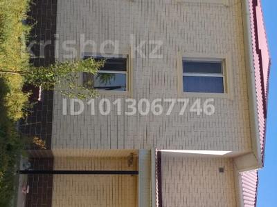Жеке үй · 7 бөлме · 220 м² · 8 жүзд., мкр Северо-Запад 32 — улица Бектау, бағасы: 95 млн ₸ в Шымкенте, Абайский р-н