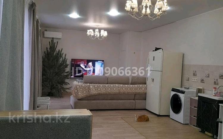 Жеке үй · 2 бөлме · 85 м² · 5 жүзд., Российская 94, бағасы: 39 млн ₸ в Павлодаре — фото 2