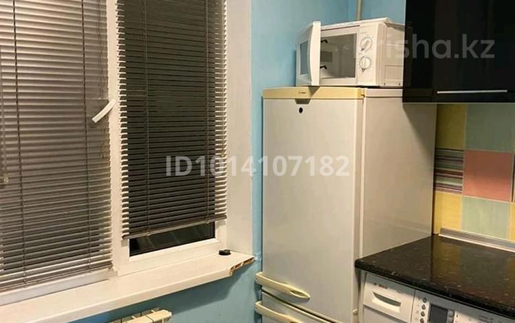 1-комнатная квартира · 38 м² · 1/5 этаж, мкр Казахфильм 10 за 230 000 ₸ в Алматы, Бостандыкский р-н — фото 2