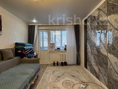 2-бөлмелі пәтер · 45 м² · 4/5 қабат, Майкудук, 16й микрорайон 7, бағасы: 12.8 млн ₸ в Караганде, Алихана Бокейханова р-н
