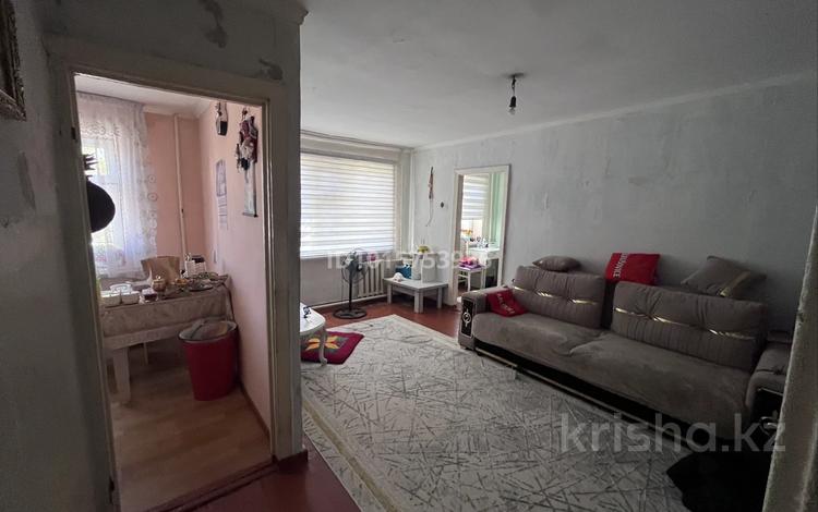 2-комнатная квартира · 43.3 м² · 1/5 этаж, Толе би 49 за 7.5 млн ₸ в Кентау — фото 2