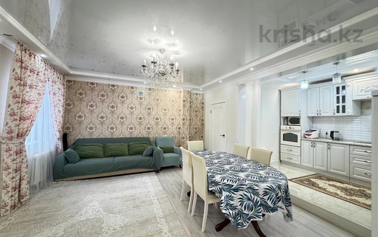 4-комнатная квартира, 110 м², 5/9 этаж, Б. Момышулы 10/2 — ТД Рахмет