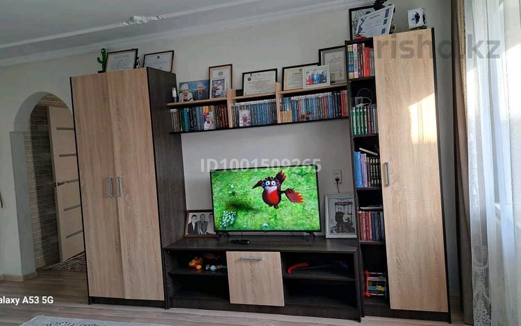 Отдельный дом · 4 комнаты · 100 м² · 6 сот., Раздольная 27 — Ул: Бокейхана за 21 млн 〒 в Семее — фото 2