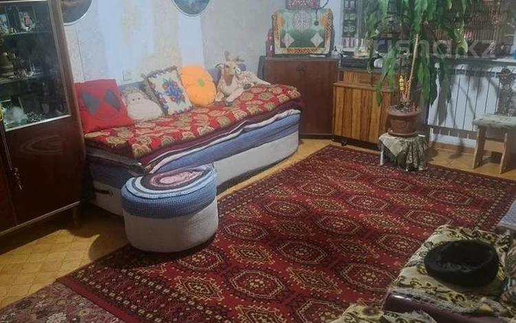 2-комнатная квартира · 60 м² · 3/9 этаж, мкр Жетысу-1 за 38 млн ₸ в Алматы, Ауэзовский р-н — фото 2