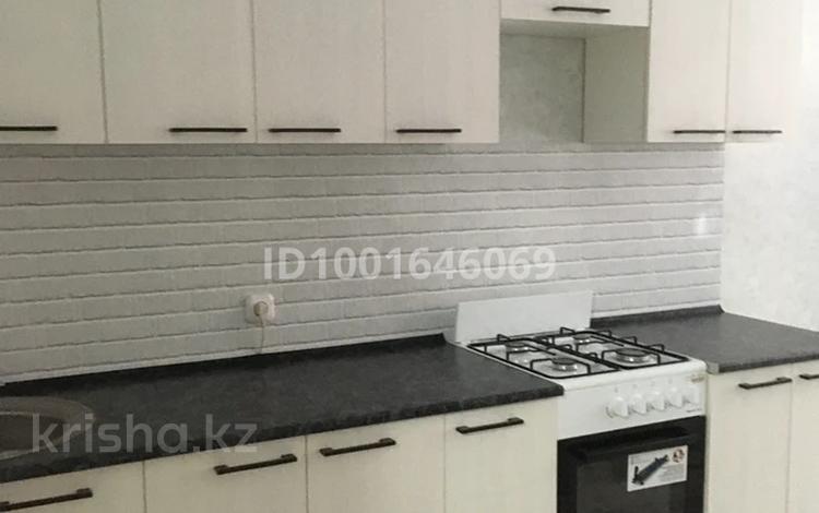 1-комнатная квартира · 40 м² · 2/9 этаж, Юбилейный, Береке 63 — Мкр Береке за 140 000 ₸ в Костанае — фото 2