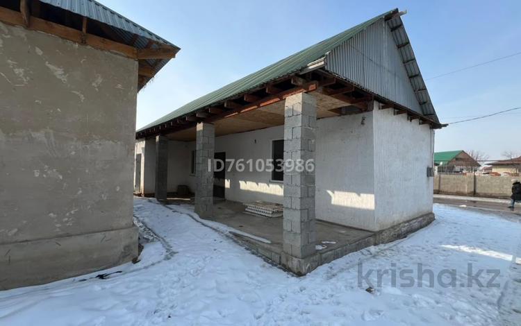 2-комнатная квартира · 70 м², улица Батыс 81 за 90 000 ₸ в Узынагаш — фото 2