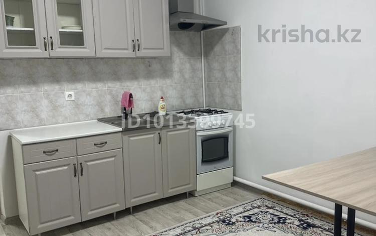 2-бөлмелі пәтер · 75 м² · 1/1 қабат, Рембаза ш/а., Спутник 14 — Обл больницы, бағасы: 150 000 ₸ в Атырау, мкр Рембаза — фото 2