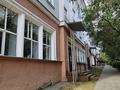 Офисы, кабинеты и рабочие места · 80 м² за 400 000 ₸ в Караганде, Казыбек би р-н — фото 2
