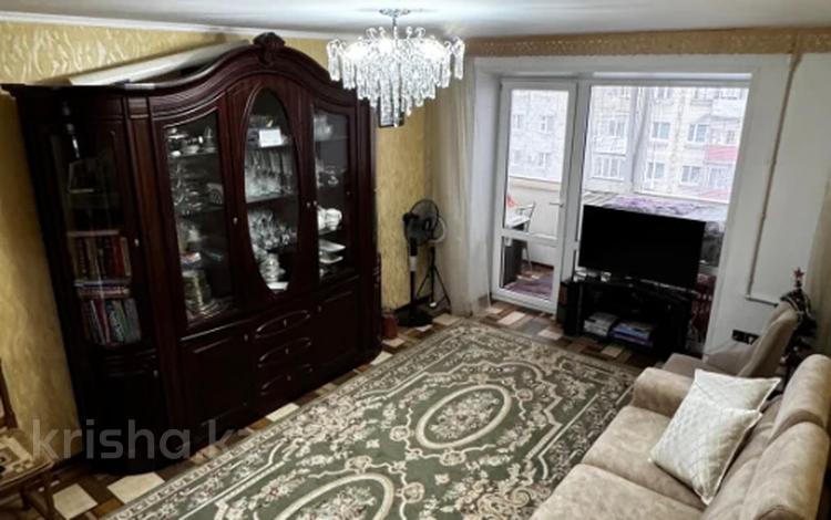 3-комнатная квартира · 63 м² · 4/5 этаж, Молдагуловой за 230 000 ₸ в Уральске — фото 5
