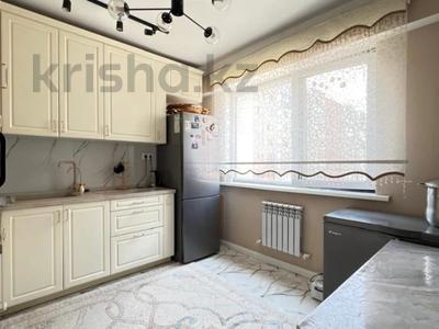 2-бөлмелі пәтер · 60 м² · 5/10 қабат, мкр Шугыла, Жунисова 11/14, бағасы: 30.5 млн ₸ в Алматы, Наурызбайский р-н