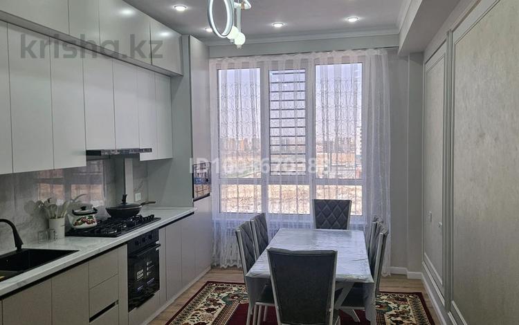 2-комнатная квартира · 70 м² · 3/5 этаж, 190 квартал 2704 за 250 000 〒 в Шымкенте, Каратауский р-н — фото 2