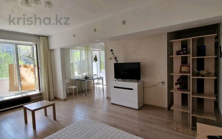 1-бөлмелі пәтер · 43 м² · 3/7 қабат, Абылайхана 74 — Гоголя, бағасы: 43 млн ₸ в Алматы, Алмалинский р-н — фото 2
