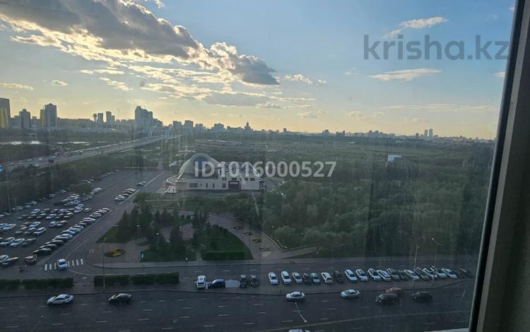 4-комнатная квартира · 266.7 м² · 11/22 этаж, Момышулы 2 за 112 млн ₸ в Астане — фото 18