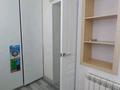 1-комнатная квартира, 40 м², 3/5 этаж по часам, 12-й мкр 60 за 2 500 〒 в Актау, 12-й мкр — фото 8