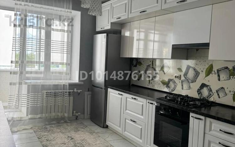 2-комнатная квартира · 70 м² · 5/6 этаж, Акотау 20 — 8 школа Сити центр за 35 млн ₸ в Уральске — фото 2