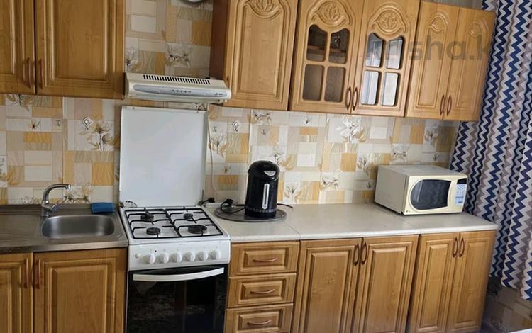 2-комнатная квартира · 50 м² · 5/5 этаж, 5микр 27 за 170 000 ₸ в Конаеве — фото 2