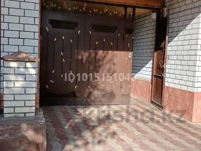 Жеке үй · 7 бөлме · 200 м² · 5 жүзд., Гагарина, бағасы: 70 млн ₸ в Шымкенте, Абайский р-н