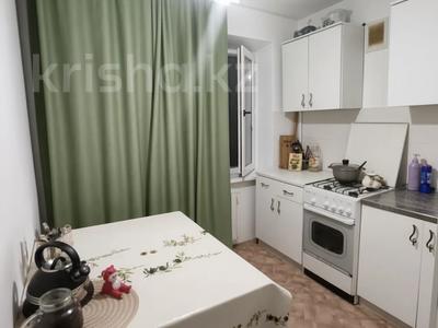 2-бөлмелі пәтер · 45.7 м² · 4/5 қабат, 1 ш/а, Тургенева, бағасы: 12.5 млн ₸ в Актобе, мкр 5