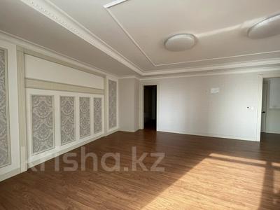 5-комнатная квартира, 250 м², Кошкарбаева 8 за 163 млн 〒 в Астане, Алматы р-н