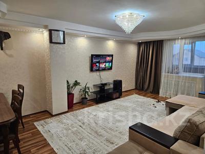 3-комнатная квартира, 90 м², 2/5 этаж, Куляш Байсейитовой 8 за 37.5 млн 〒 в Астане, Сарыарка р-н