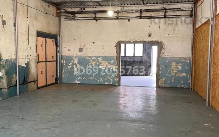 Өнеркәсіптік база · 1.1 сотық, Махамбет Батыра 5А, бағасы: 110 000 ₸ в Таразе — фото 2