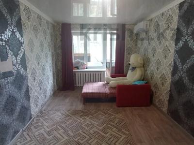 2-комнатная квартира · 43 м² · 4/5 этаж, Карбышева за 13 млн 〒 в Уральске