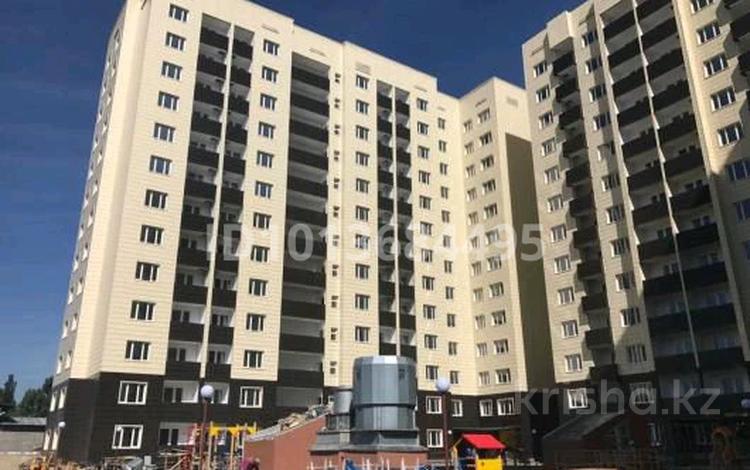 2-бөлмелі пәтер · 57 м² · 3/13 қабат, Утеген батыра 17б, бағасы: 280 000 ₸ в Алматы, Ауэзовский р-н — фото 2