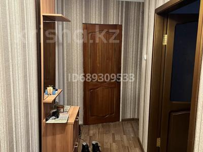 3-комнатная квартира, 65 м², 2/9 этаж, камзина — Камзина Толстого, Батыр мол за 28 млн 〒 в Павлодаре