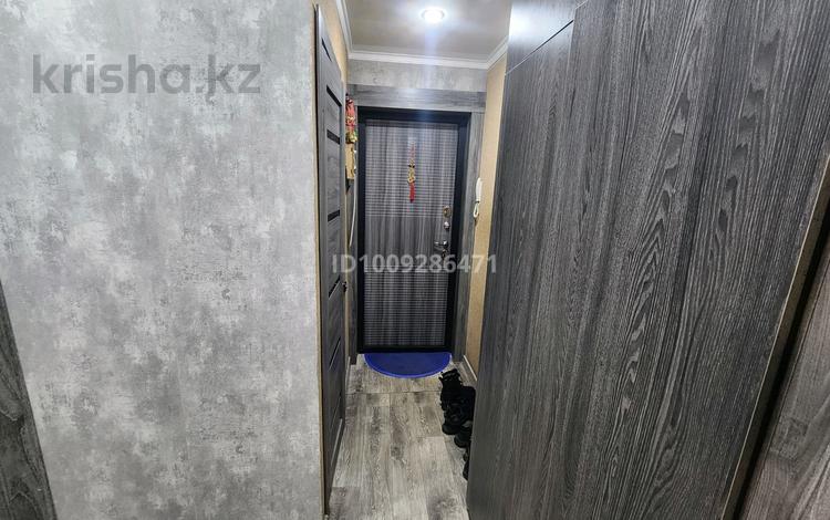 2-бөлмелі пәтер · 46 м² · 4/5 қабат, Майкудук, Майкудук, 13й микрорайон 16 — Автостанция, бағасы: 15.5 млн ₸ в Караганде, Алихана Бокейханова р-н — фото 2