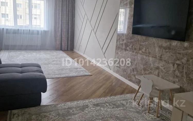 3-комнатная квартира · 114 м² · 15/17 этаж, мкр Мамыр-1 29 за 75 млн ₸ в Алматы, Ауэзовский р-н — фото 2