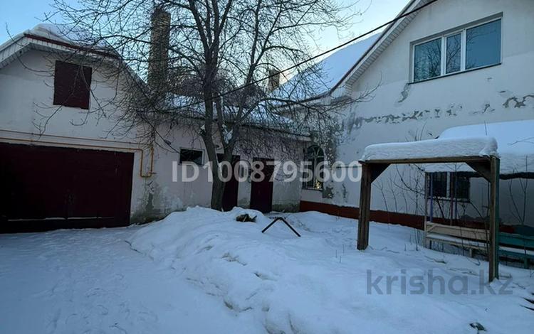 Отдельный дом · 6 комнат · 300 м² · 5 сот., мкр Шубар — Адырна за 500 000 〒 в Астане, Есильский р-н — фото 2
