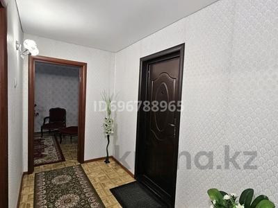 2-комнатная квартира · 54 м² · 2/9 этаж, 8 микрорайон 51 за 13.5 млн 〒 в Темиртау