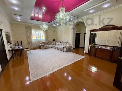 Отдельный дом · 5 комнат · 280 м² · 9 сот., мкр Самал, Кожаберген жырау 22 за 72 млн 〒 в Атырау