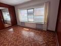 Отдельный дом · 8 комнат · 391.5 м² · 10 сот., Есенберлина за 42 млн ₸ в Уральске — фото 3
