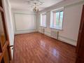 Отдельный дом · 8 комнат · 391.5 м² · 10 сот., Есенберлина за 42 млн ₸ в Уральске — фото 7